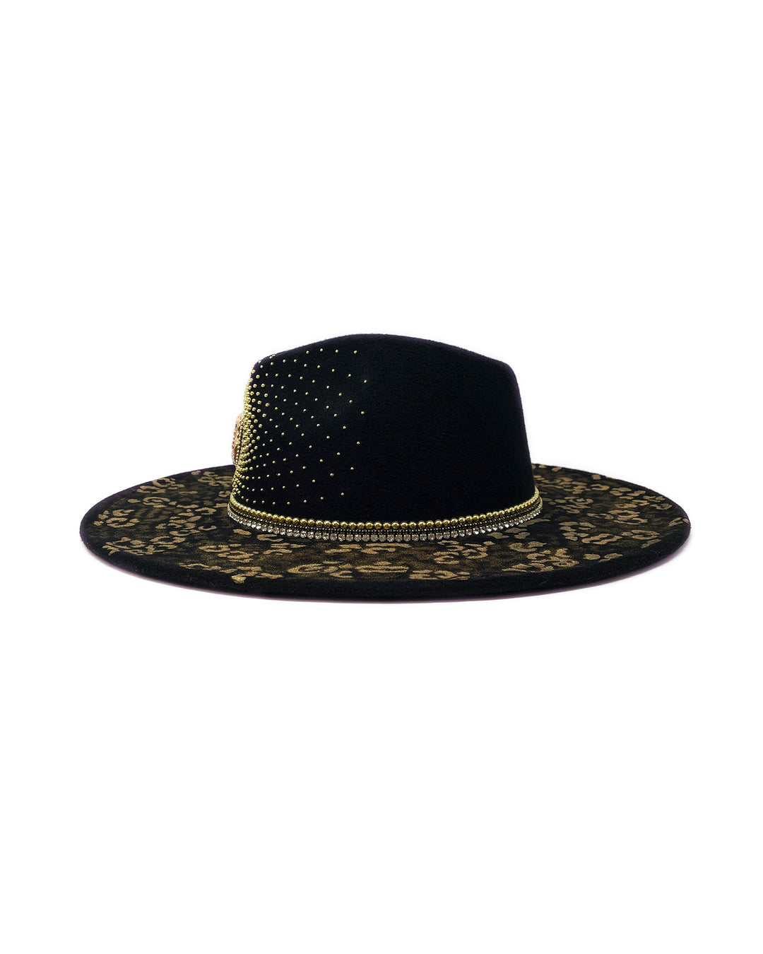 Black wide brim fedora hat. Gold metal & crystal leopard motive, hand painted metallic gold leopard print, embellished with gold metal clasped crystals & pearl like rhinestones. ladies day, festival hat, crystals, felt hat, boho, festival outfit, hat, handmade hat, festival wardrobe, gold hat, party hat