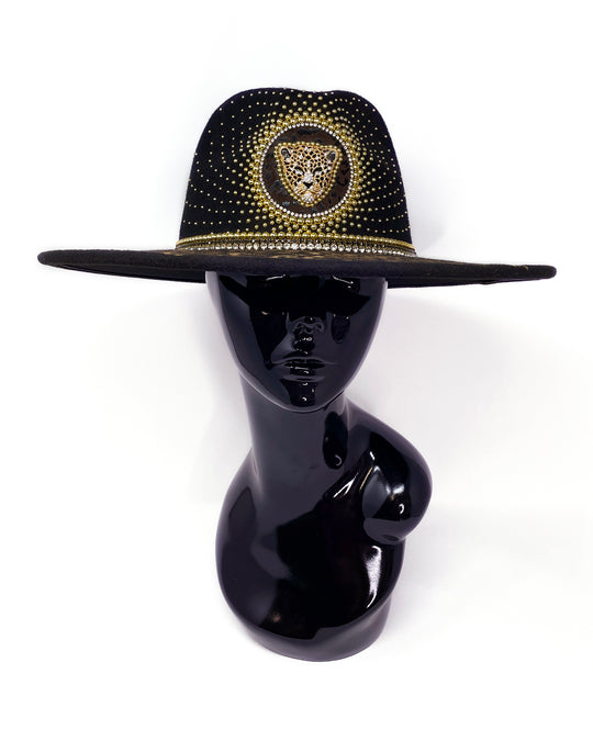 Black wide brim fedora hat. Gold metal & crystal leopard motive, hand painted metallic gold leopard print, embellished with gold metal clasped crystals & pearl like rhinestones. ladies day, festival hat, crystals, felt hat, boho, festival outfit, hat, handmade hat, festival wardrobe, gold hat, party hat