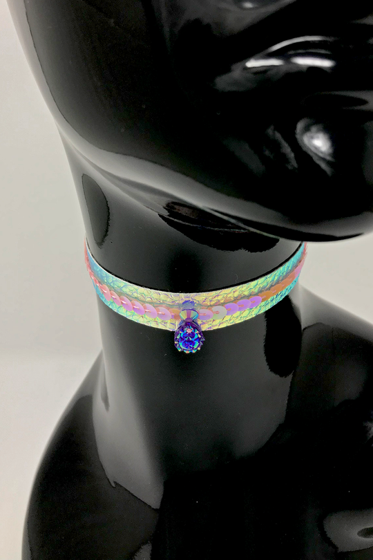 Lilac Reflector Choker