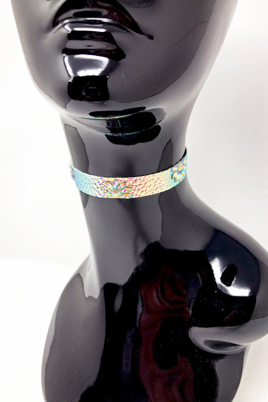 Lilac Shimmer Choker
